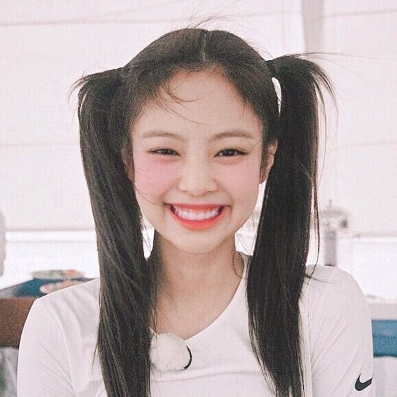 Đã tìm ra kiểu tóc kén chọn đến mức không phải nữ idol K-Pop nào cũng dám thử ảnh 2