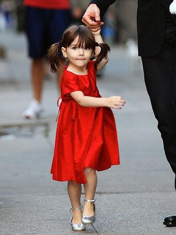 Suri Cruise: “Rich kid” kiêu sa ngày nào đã trở thành Lọ Lem giản dị mà hạnh phúc ảnh 4