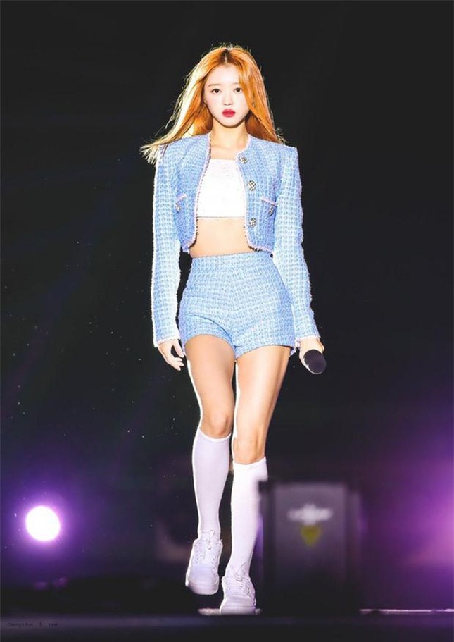 YooA (Oh My Girl) xinh đẹp cỡ nào mà được người Hàn quan tâm hơn cả Jennie (BLACKPINK)? ảnh 5