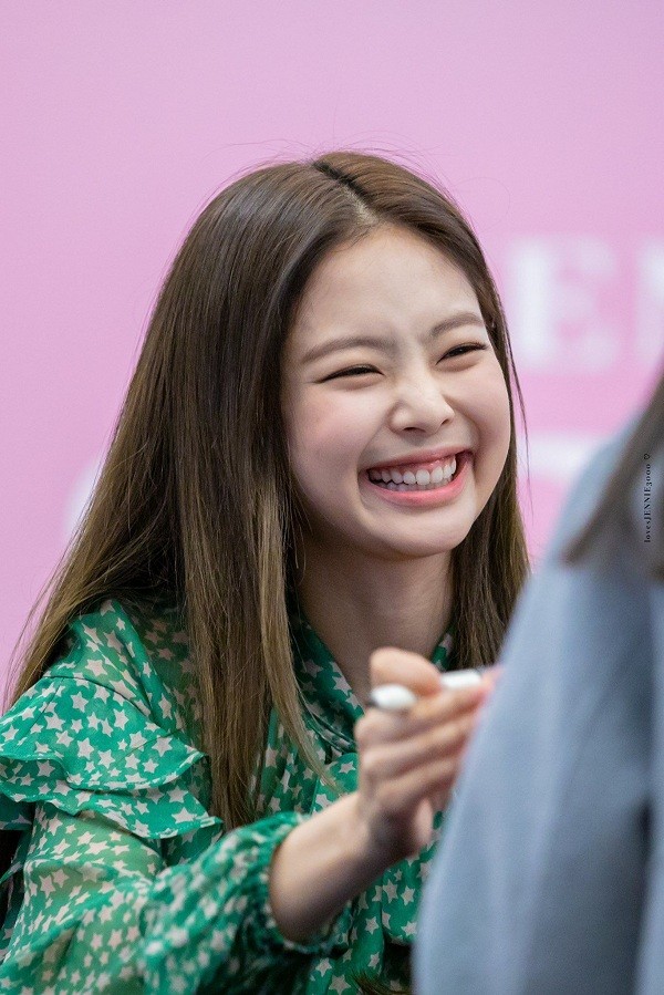 Hóa ra bấy lâu nay chúng ta vẫn hiểu lầm tính cách của Jennie và Jisoo (BLACKPINK) ảnh 3