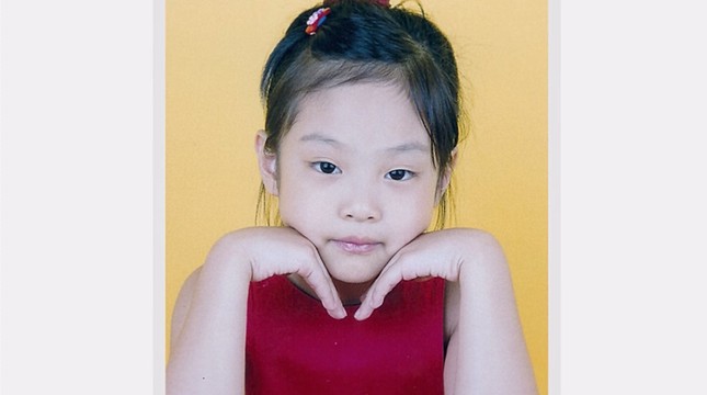 BLACKPINK lần đầu khoe ảnh ấu thơ cực xinh: Đập tan mọi tin đồn phẫu thuật thẩm mỹ ảnh 2