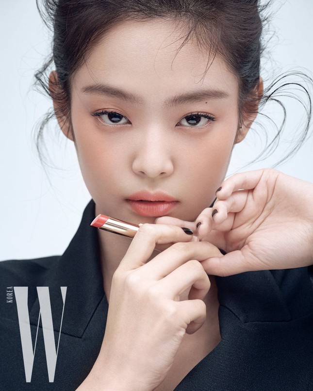 Bất ngờ với top các nữ idol được fan quốc tế khen là “xinh nhất K-Pop hiện nay” ảnh 4