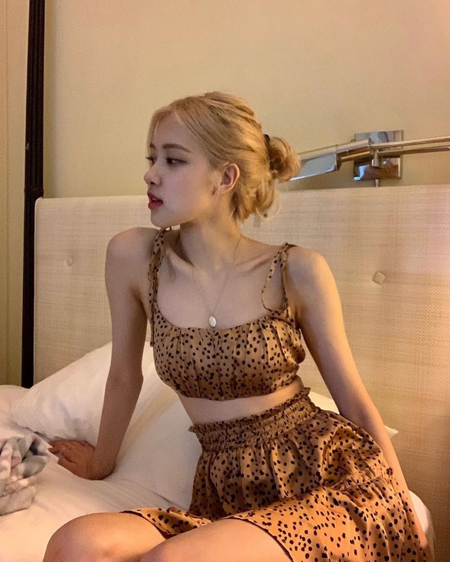 Ngoài gương mặt xinh đẹp, BLACKPINK còn có ưu điểm vóc dáng nào khiến netizen ao ước? ảnh 6
