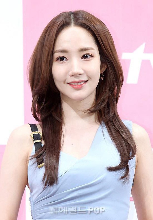 Nhìn cách Park Min Young lấy lại vẻ xinh đẹp mới thấy độ nguy hiểm của chọn nhầm kiểu tóc ảnh 5
