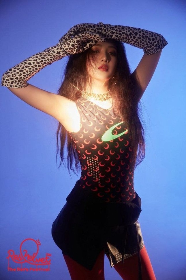 Ngoài BLACKPINK, nhiều idol cũng mê mẩn trang phục trăng lưỡi liềm dù rất khó mặc đẹp ảnh 7