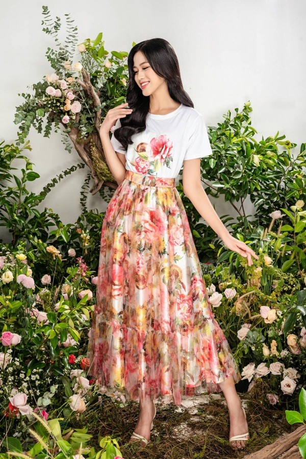 Tạm biệt hình ảnh lộng lẫy sang chảnh, Hoa hậu Đỗ Thị Hà ngọt ngào như nàng tiên hoa ảnh 3
