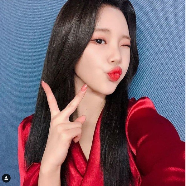 Tin được không, “nữ idol xấu nhất K-Pop” nay được netizen nhận nhầm là Jang Won Young? ảnh 7
