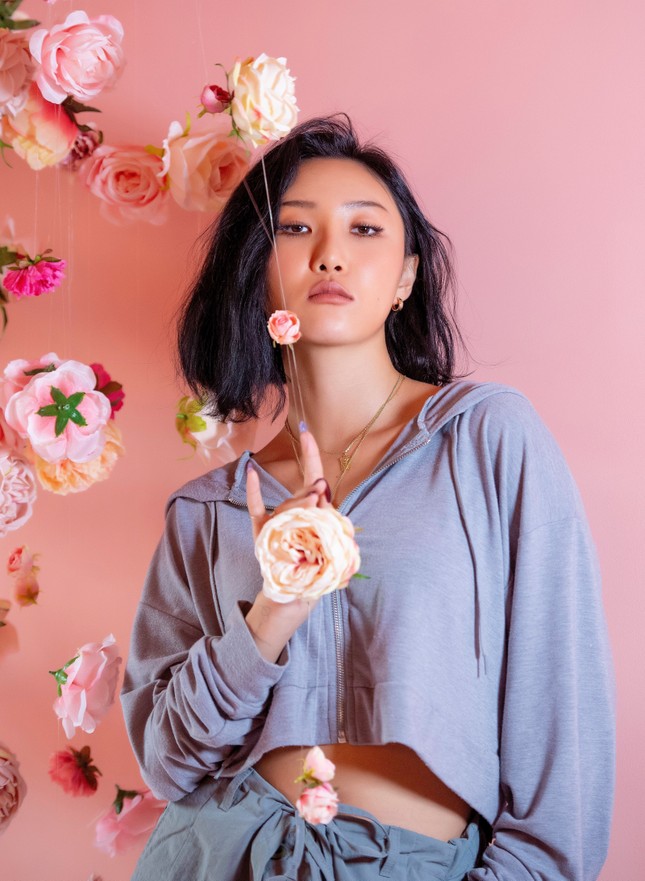 Mỹ nhân ảo pha trộn khuôn mặt 5 nữ idol nổi nhất hiện nay: Nét đẹp của ai đỉnh nhất? ảnh 3