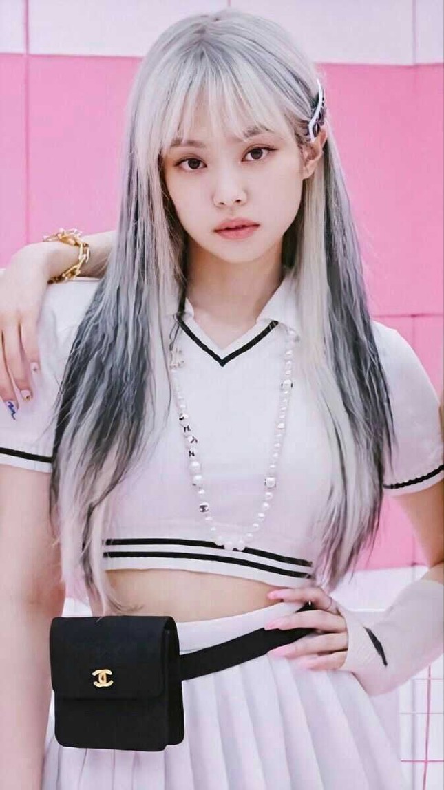 Nhìn lại 7749 kiểu tóc của Jennie: Ngay cả kiểu kỳ quặc nhất cũng vẫn thấy xinh ảnh 9