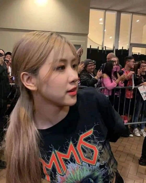 Những mỹ nhân không thể bị dìm hàng nhan sắc trong mọi hoàn cảnh: BLACKPINK, Suzy và ai nữa? ảnh 5