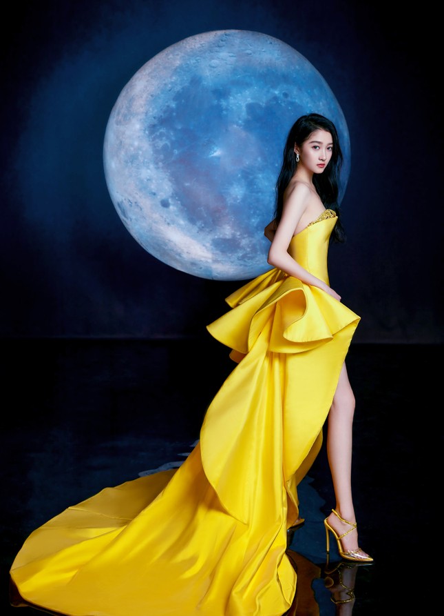 Đại chiến nhan sắc trên thảm đỏ Đêm hội Weibo 2020: Triệu Lệ Dĩnh, Angela Baby phải chịu thua đàn em ảnh 10