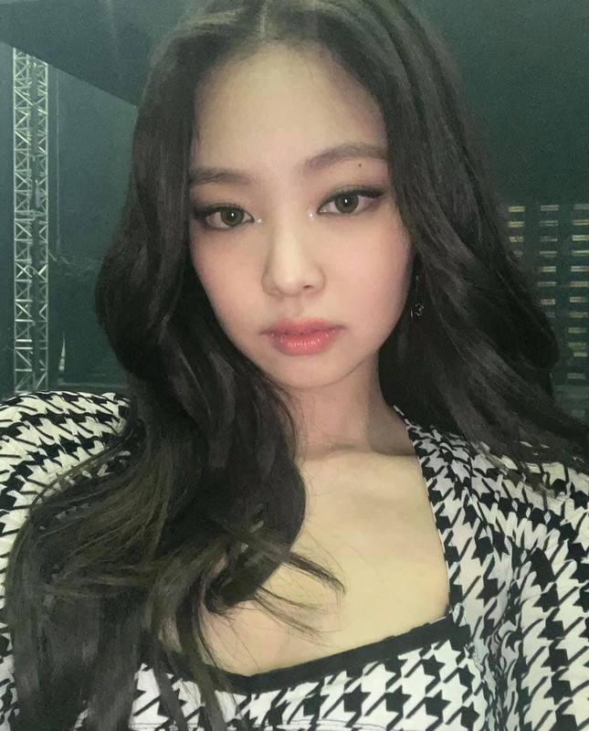 Fan cảm động hết sức khi biết Jennie cập nhật Instagram để làm việc đặc biệt này ảnh 1