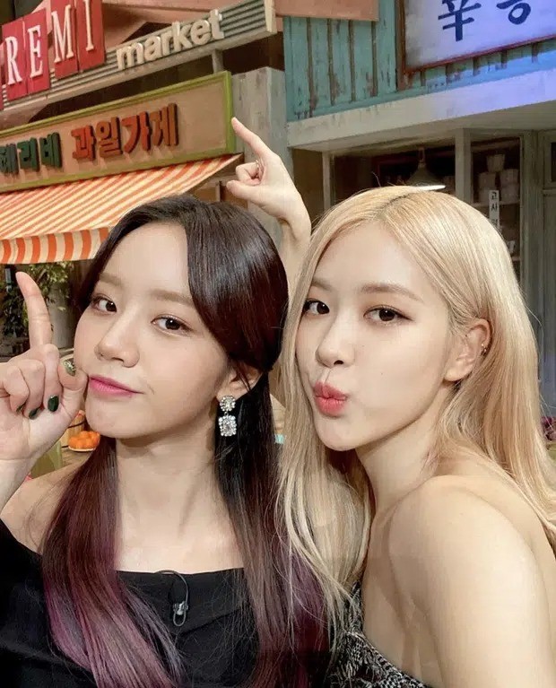 Vì sao Rosé đi show giải trí với Hyeri (Girl’s Day) mà không phải thành viên BLACKPINK? ảnh 1