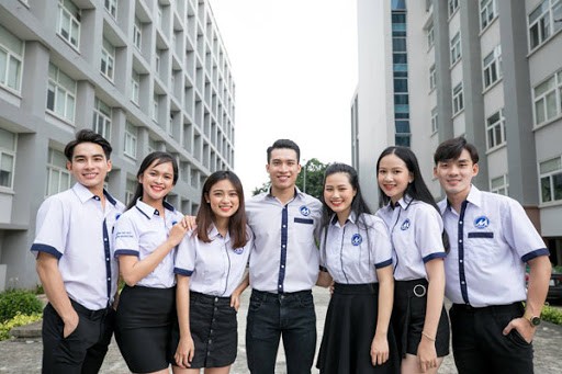 TP.HCM: ĐH Văn Lang công bố chính sách học bổng tuyển sinh hấp dẫn ảnh 2