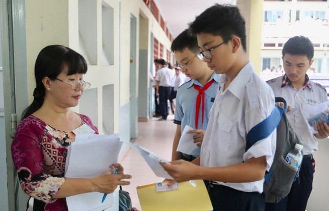 Tuyển sinh lớp 10: Teen Hà Nội có tới 13 nguyện vọng, teen Thái Bình thi Giáo dục công dân ảnh 2
