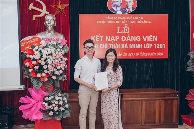 Thái Bá Minh - Hotboy Học viện Ngoại giao, từng được tuyển thẳng vào 5 trường Đại học ảnh 1