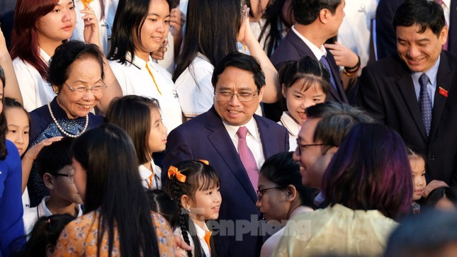 Thủ tướng Phạm Minh Chính: Ý thức học tập suốt đời đã thấm nhuần vào từng gia đình ảnh 2