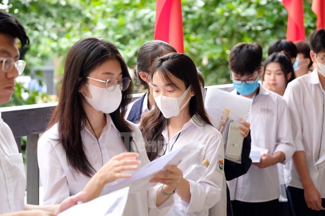 Khi nào các trường ĐH Ngoại thương, Kinh tế Quốc dân, Y Hà Nội công bố điểm chuẩn? ảnh 1