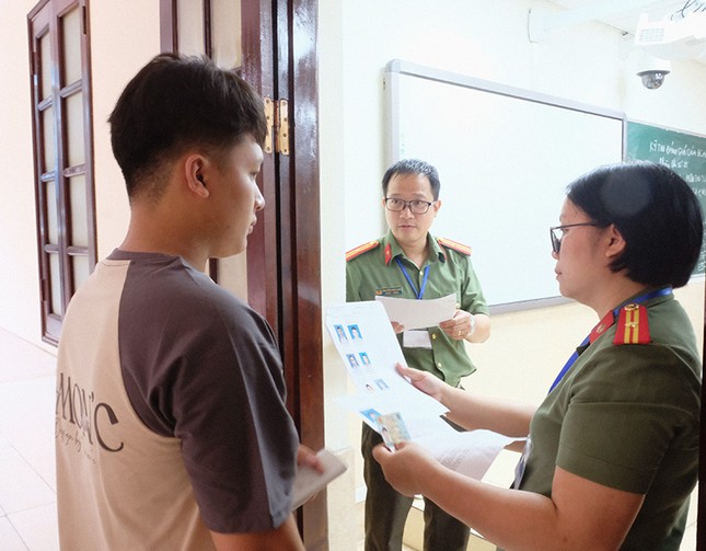 Đình chỉ 1 thí sinh vi phạm quy chế trong Kỳ thi đánh giá của Bộ Công an năm 2023 ảnh 1