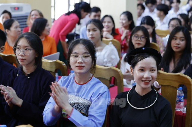 Yêu cầu thực hiện nghiêm túc chế độ cử tuyển đối với học sinh, sinh viên dân tộc thiểu số ảnh 1