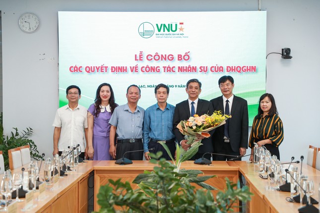 Đại học Quốc gia Hà Nội công bố quyết định nhân sự mới ảnh 1