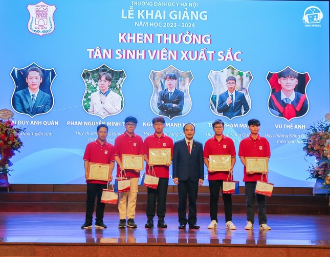 Trường ĐH Y Hà Nội: 100% thí sinh trúng tuyển Y khoa nhập học ảnh 1