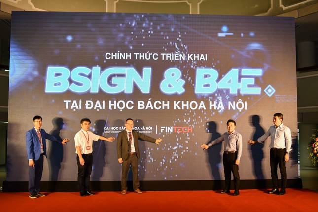 Đại học Bách khoa Hà Nội khánh thành Trung tâm công nghệ số và kinh tế số ảnh 1