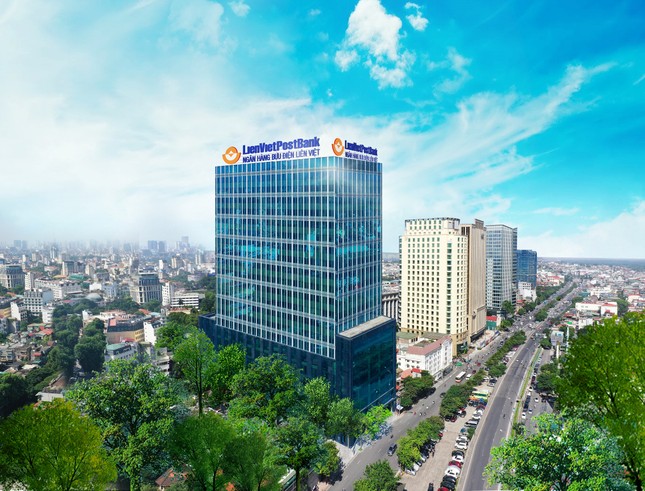 Bầu Thụy trở thành đại diện cổ đông lớn tại LienVietPostBank ảnh 3