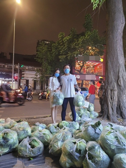 Tuấn Hưng kêu gọi bạn bè cùng chung tay “giải cứu” nông sản cho bà con Hải Dương ảnh 3