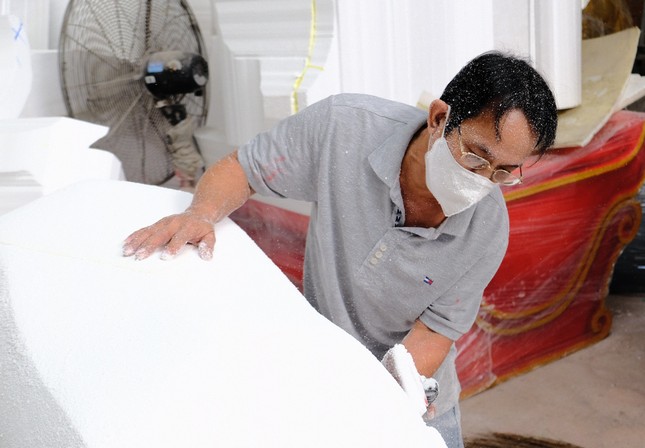 Tận thấy công đoạn chế tác linh vật phục vụ đường hoa Nguyễn Huệ Tết Tân Sửu 2021 ảnh 2