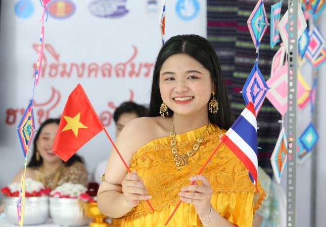 Bạn trẻ Việt hào hứng trải nghiệm ngày hội văn hóa hội nhập ảnh 4