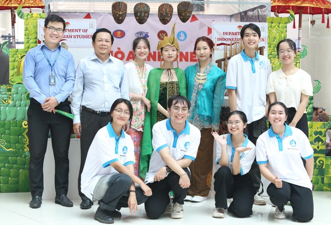Bạn trẻ Việt hào hứng trải nghiệm ngày hội văn hóa hội nhập ảnh 16