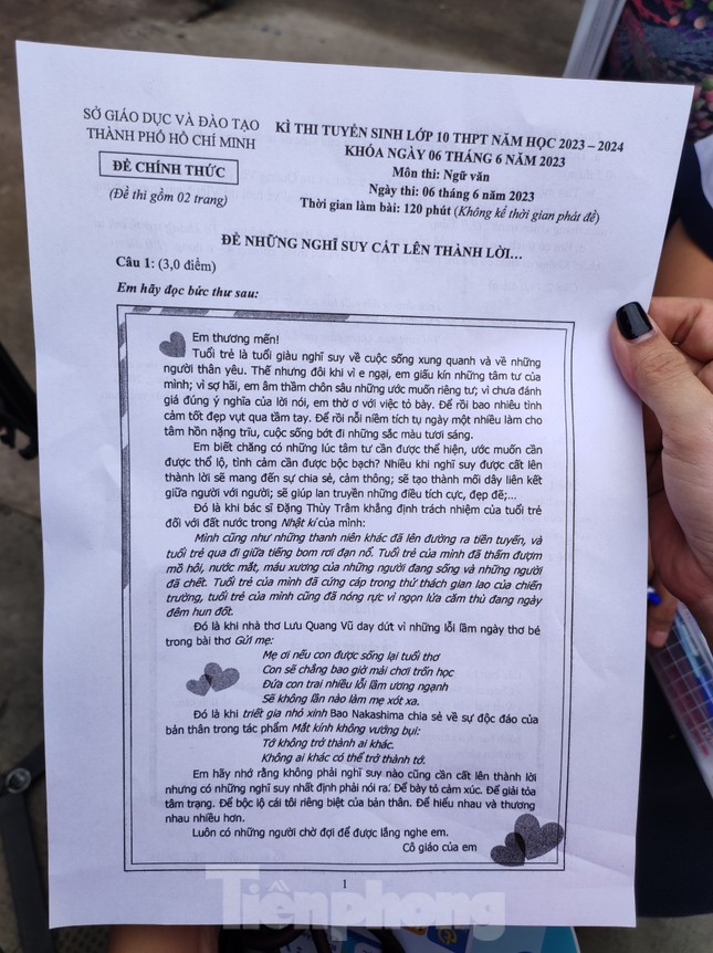 Đề thi Văn tuyển sinh lớp 10 tại TPHCM: Ấn tượng, mới lạ gây hứng thú ảnh 2