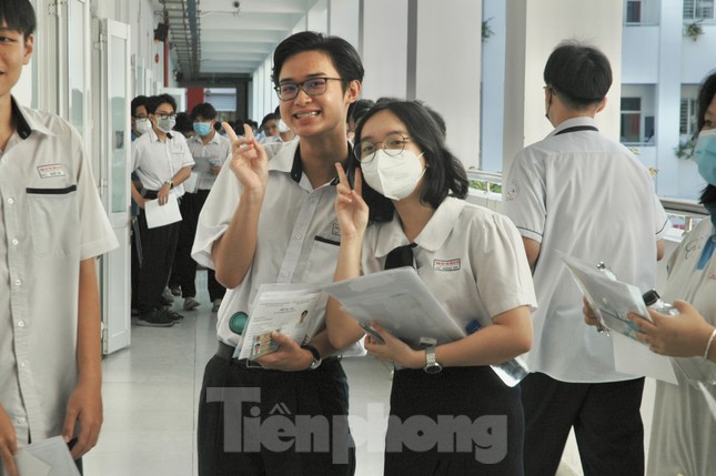 Nhiều trường đại học phía Nam công bố điểm sàn ảnh 1