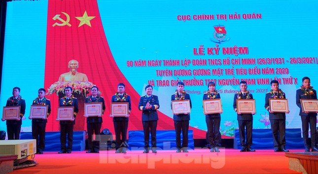 Nhiều sáng kiến của tuổi trẻ Quân chủng Hải Quân hiệu quả trong chiến đấu ảnh 2