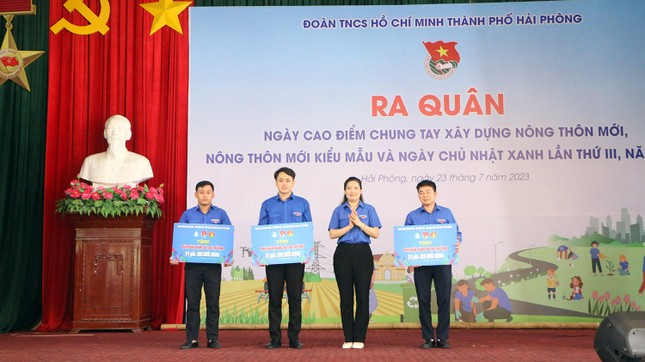 Tuổi trẻ Hải Phòng ra quân chung tay xây dựng nông thôn mới ảnh 2
