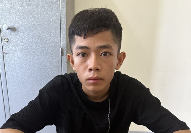 Bắt nghi phạm cướp tiệm vàng ở Hưng Yên ảnh 1
