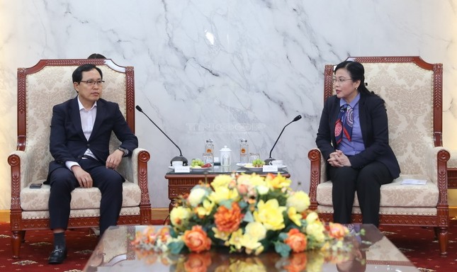 Samsung lên tiếng về thông tin chuyển sản xuất smartphone khỏi Việt Nam