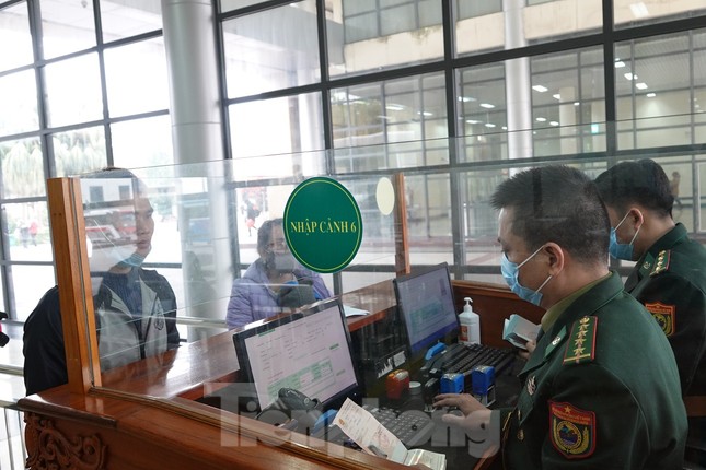 Người cách ly được ăn theo tiêu chuẩn bộ binh ảnh 1