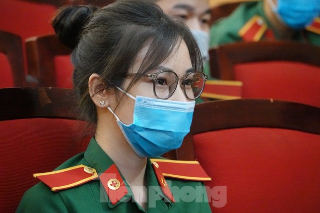 Đoàn viên Học viện Quân y thao luyện kỹ năng khám bệnh ảnh 3