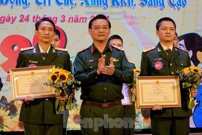 Sôi nổi hội thi cán bộ Đoàn giỏi ảnh 4