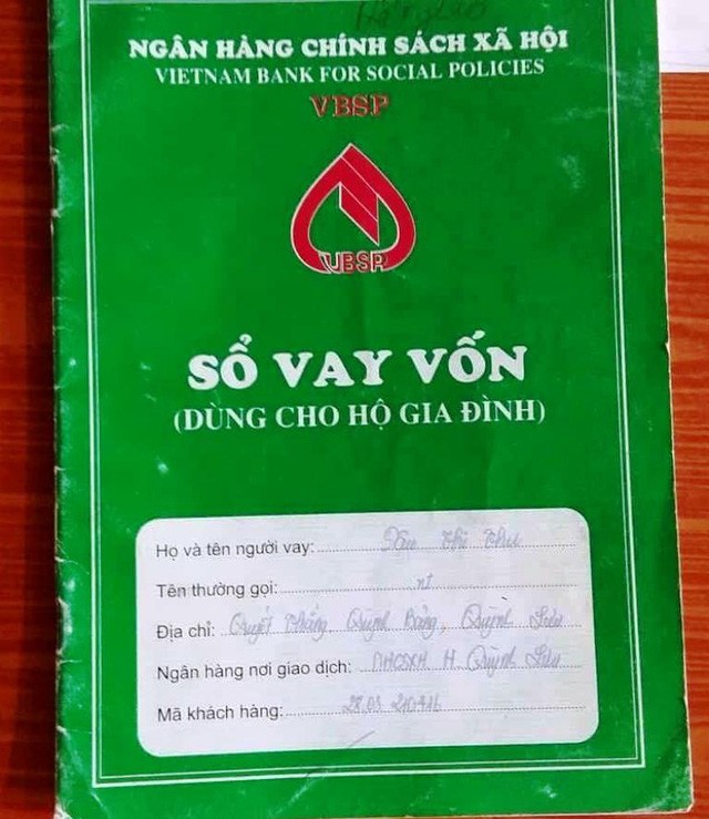 Éo le, nữ sinh mồ côi cha ngậm ngùi nhìn giấy báo nhập học ĐH Y ảnh 6