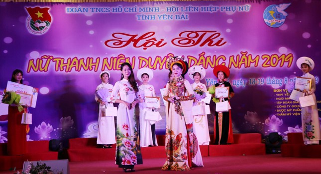 Nguyễn Bảo Ngọc giành Hoa khôi nữ thanh niên duyên dáng Yên Bái ảnh 4