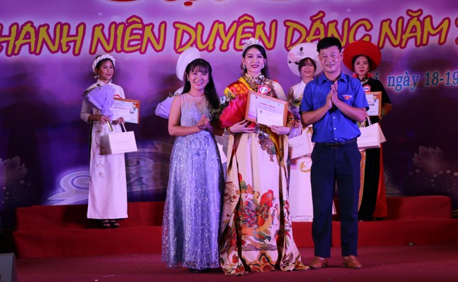 Nguyễn Bảo Ngọc giành Hoa khôi nữ thanh niên duyên dáng Yên Bái ảnh 9