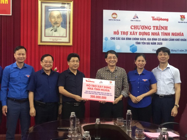 Ấm tình món quà tặng TNXP, học sinh nghèo tỉnh vùng cao Yên Bái ảnh 3