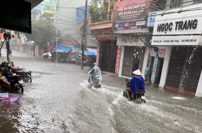 Bão chuyển thành áp thấp, Nam Định mưa ngập một số nơi ảnh 11