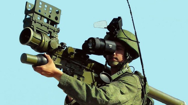 Cận cảnh tên lửa vác vai có thể bắn hạ siêu tiêm kích F-22 ảnh 1
