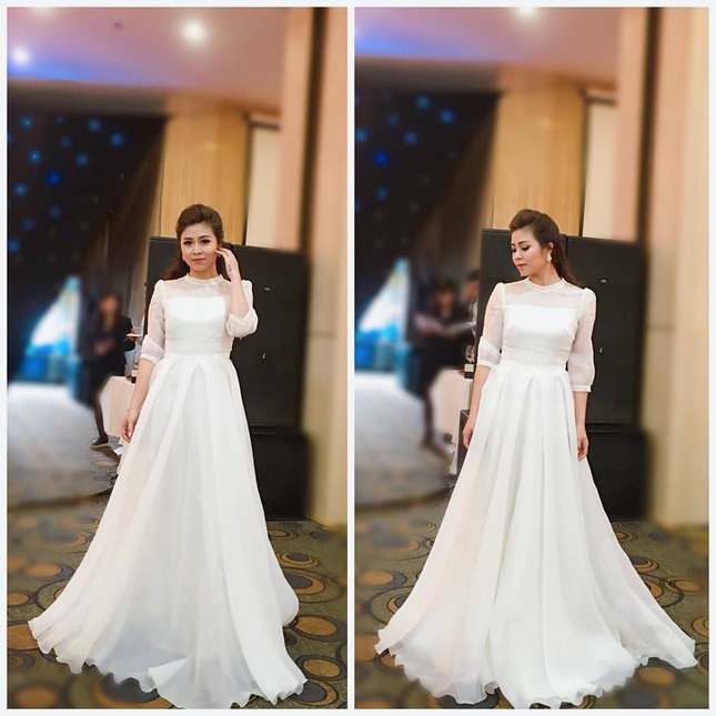 MC Hoàng Linh diện bikini khoe hình xăm 'bông hồng lửa' ảnh 4