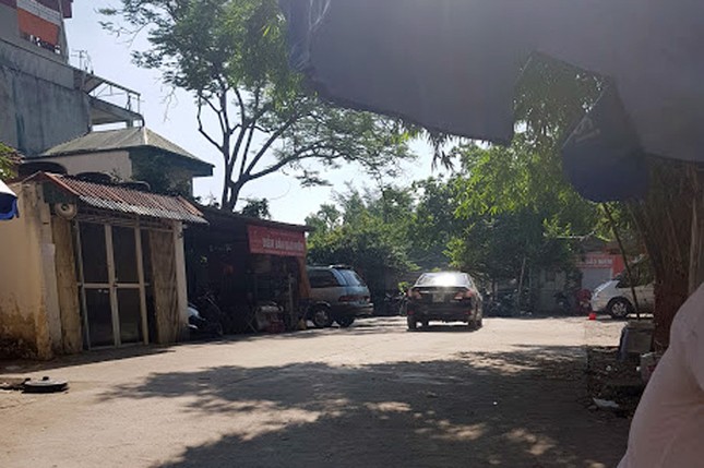 Sau ‘lệnh’ Chủ tịch Hà Nội, bãi xe lậu trên đất 'vàng' vẫn hoạt động ảnh 3