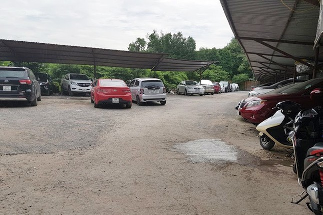 Sau ‘lệnh’ Chủ tịch Hà Nội, bãi xe lậu trên đất 'vàng' vẫn hoạt động ảnh 6